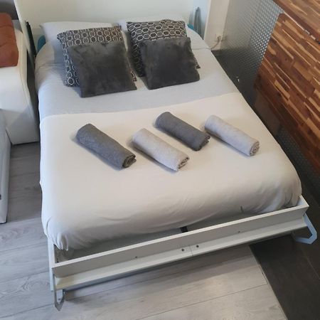 Cosy & Charming Logement Moderne Proche Paris Apartment Arcueil Ngoại thất bức ảnh